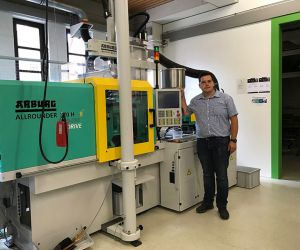 Spritzgießmaschine Technikum 2